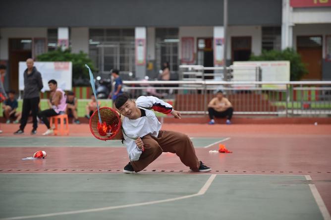 未来十年，我国中小学体育课这样上