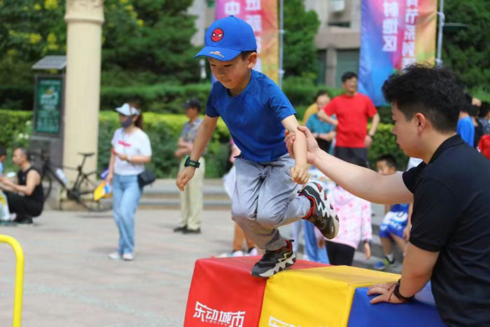 炎炎夏日，亲子活动乐翻天