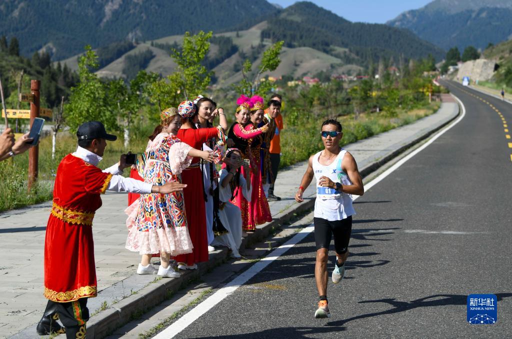 2023乌鲁木齐马拉松举行