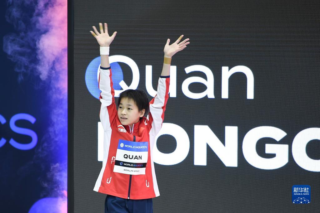 跳水世界杯总决赛:中国选手包揽女子10米台冠亚军