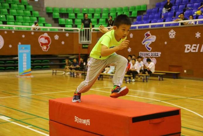 “奔跑吧·少年”2023青少年跑酷大赛在京举行