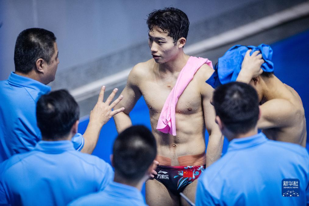 跳水——全国锦标赛：王宗源/龙道一男子双人3米板夺冠