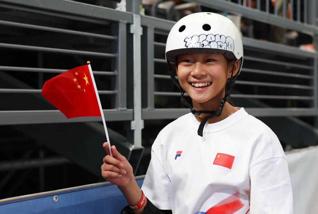 巴黎奥运会 | 11岁女孩“玩儿”进巴黎奥运会——记中国奥运军团最年轻运动员郑好好