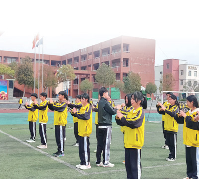 体育支教 挥洒青春热情