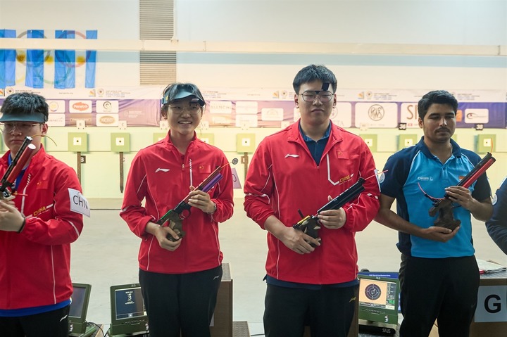 追光丨这个四月，他们射落九个世界杯冠军