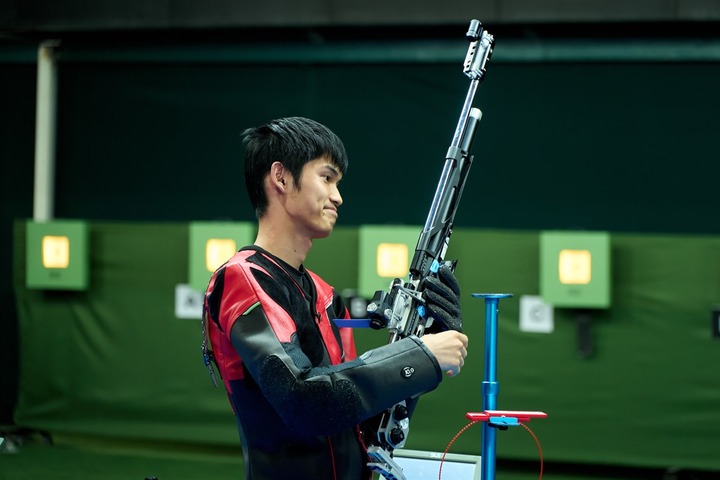 追光丨这个四月，他们射落九个世界杯冠军
