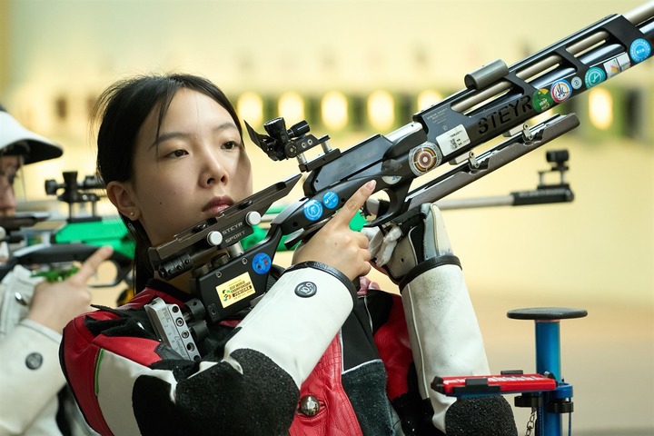追光丨这个四月，他们射落九个世界杯冠军