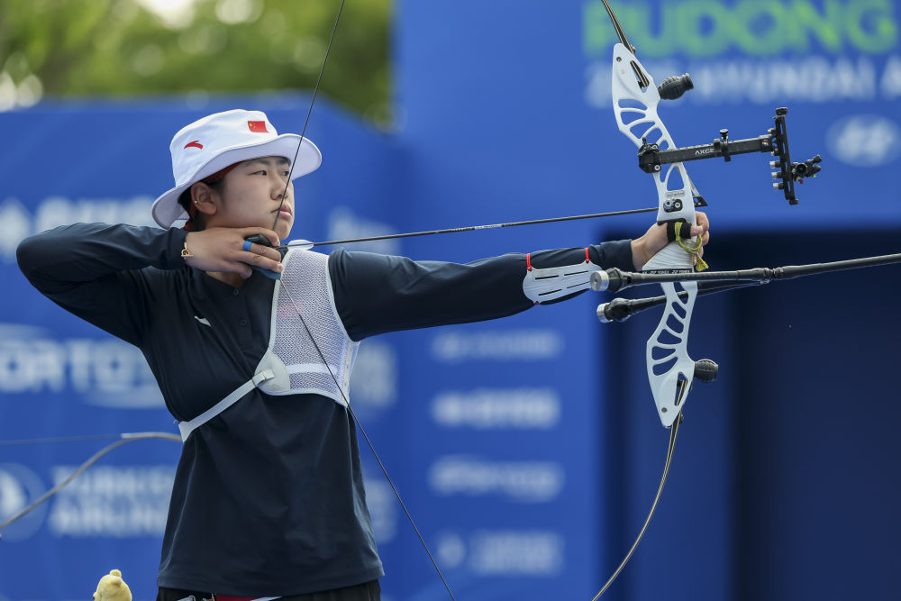 射箭世界杯上海站中国队夺得两银