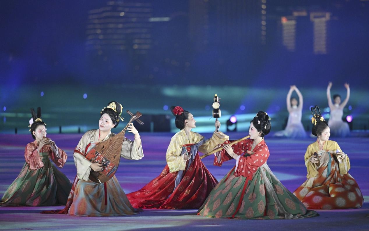 金沙太阳神鸟、非遗四秀、川剧变脸……世运会开幕式让传统文化闪耀国际舞台