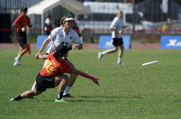 跟着世运会解锁新生活|飞盘:无接触也能玩出大精彩 跟着世运会解锁新生活|飞盘:无接触也能玩出大精彩