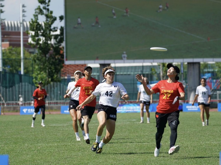 跟着世运会解锁新生活|飞盘:无接触也能玩出大精彩 跟着世运会解锁新生活|飞盘:无接触也能玩出大精彩