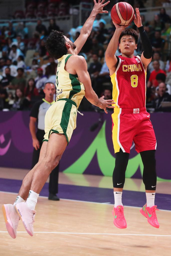 追光丨一分差距 万分期待——中国男篮星火已燃