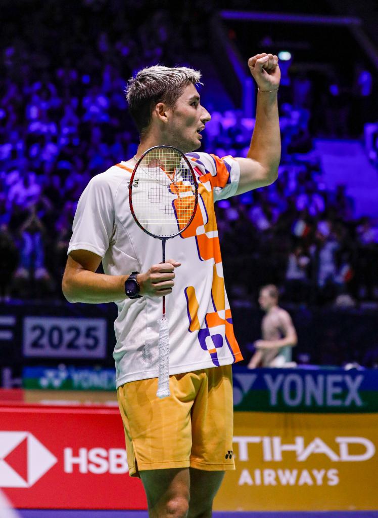 铁塔之下羽翼翩翩——世锦赛助推法国羽毛球热潮