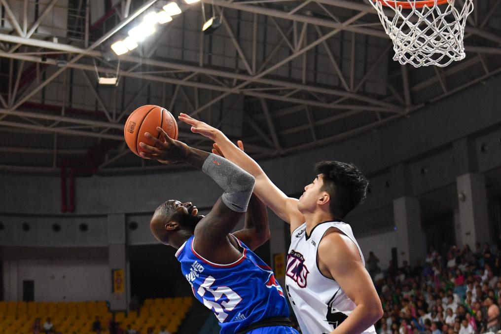 NBL总决赛香港金牛队先下一城