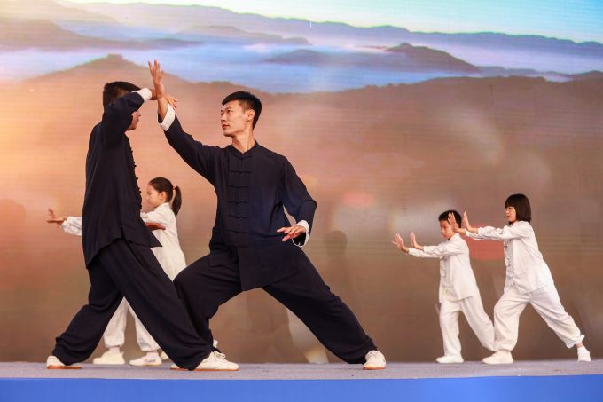 搭建交流展示平台 助力体育强国建设 2025全民太极大会举行