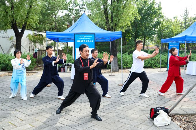 搭建交流展示平台 助力体育强国建设 2025全民太极大会举行