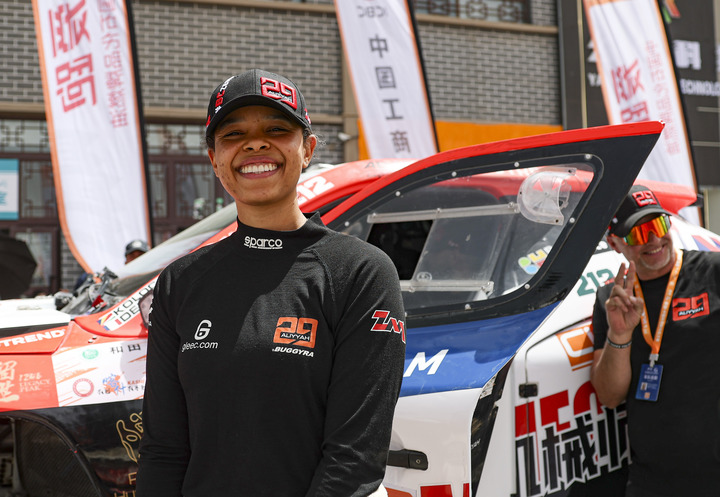 追光丨逐梦赛场七十年,天山南北更豪迈