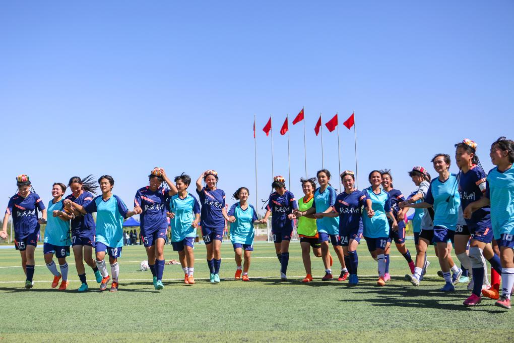 追光丨逐梦赛场七十年,天山南北更豪迈