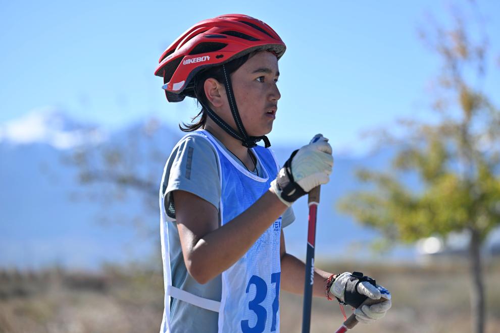 追光丨当“她”奔跑,天山也在回应