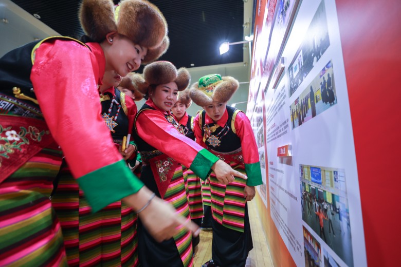 巾帼力量展风采 体育赋能促振兴——“万村女性社会体育指导员培训计划”成果展举行 巾帼力量展风采 体育赋能促振兴——“万村女性社会体育指导员培训计划”成果展举行