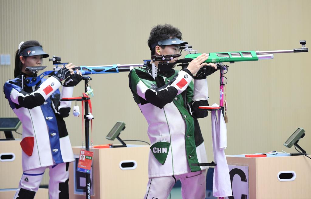 综述:新人涌现 纪录频超——全运会展现中国射击新活力