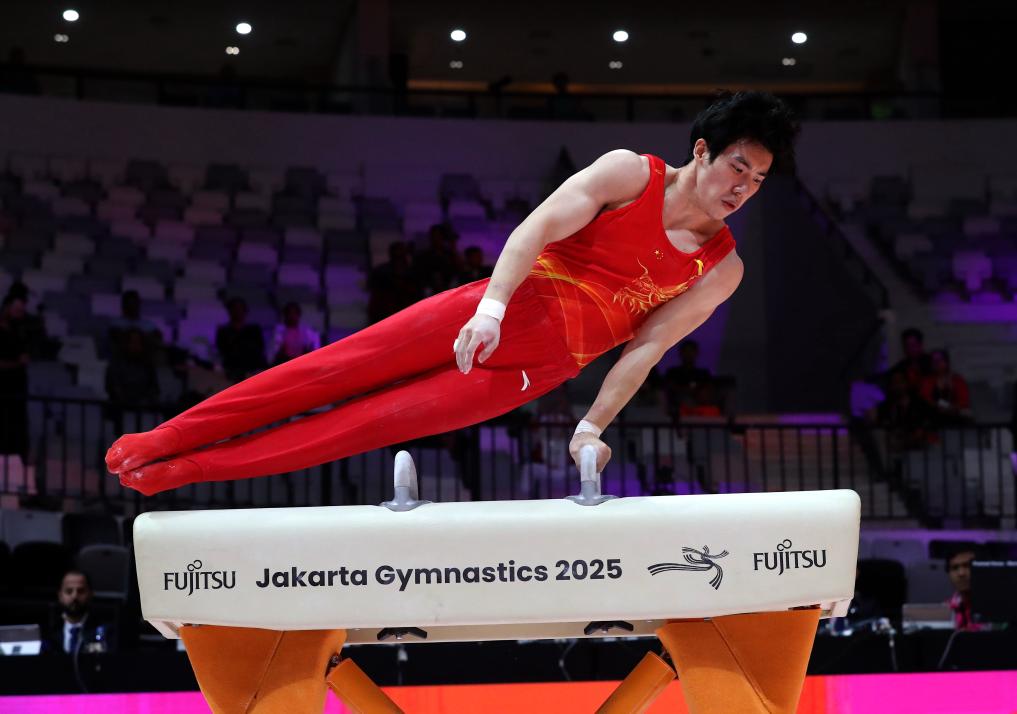 体操世锦赛|桥本大辉实现男子全能“三连冠”