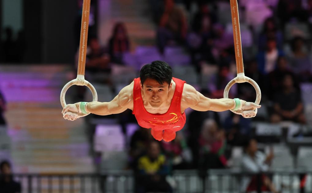 体操世锦赛|桥本大辉实现男子全能“三连冠”