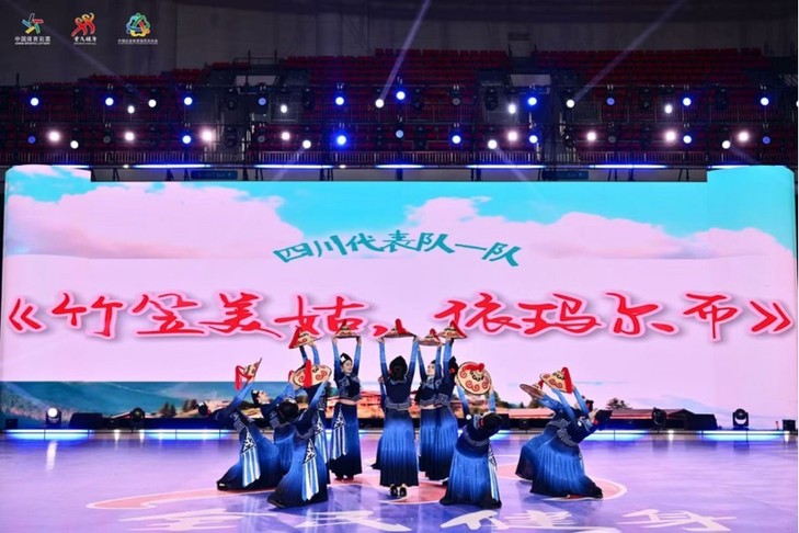 万村女性展风姿丨白雨:以舞为媒,点燃彝乡妇女健身热情 万村女性展风姿丨白雨:以舞为媒,点燃彝乡妇女健身热情