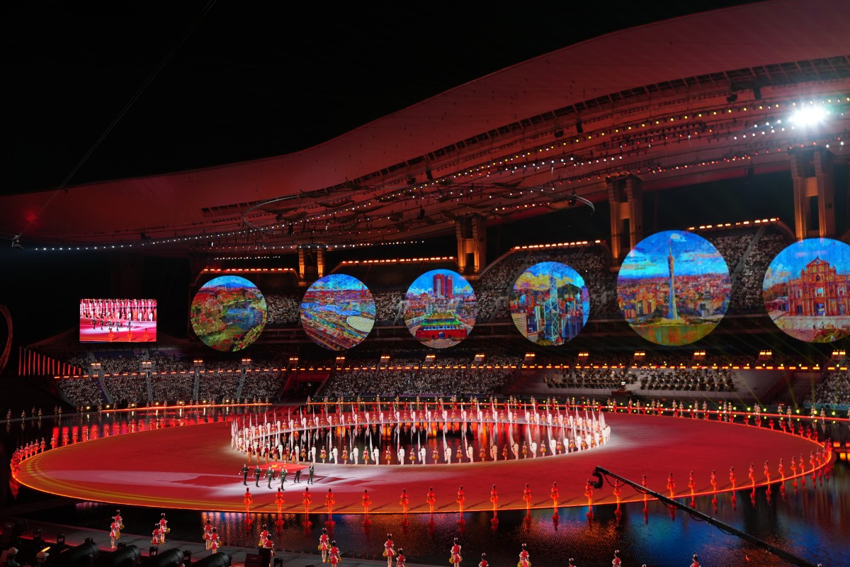 组图丨传统与现代交融,十五运开幕式彰显中国文化自信 组图丨传统与现代交融,十五运开幕式彰显中国文化自信