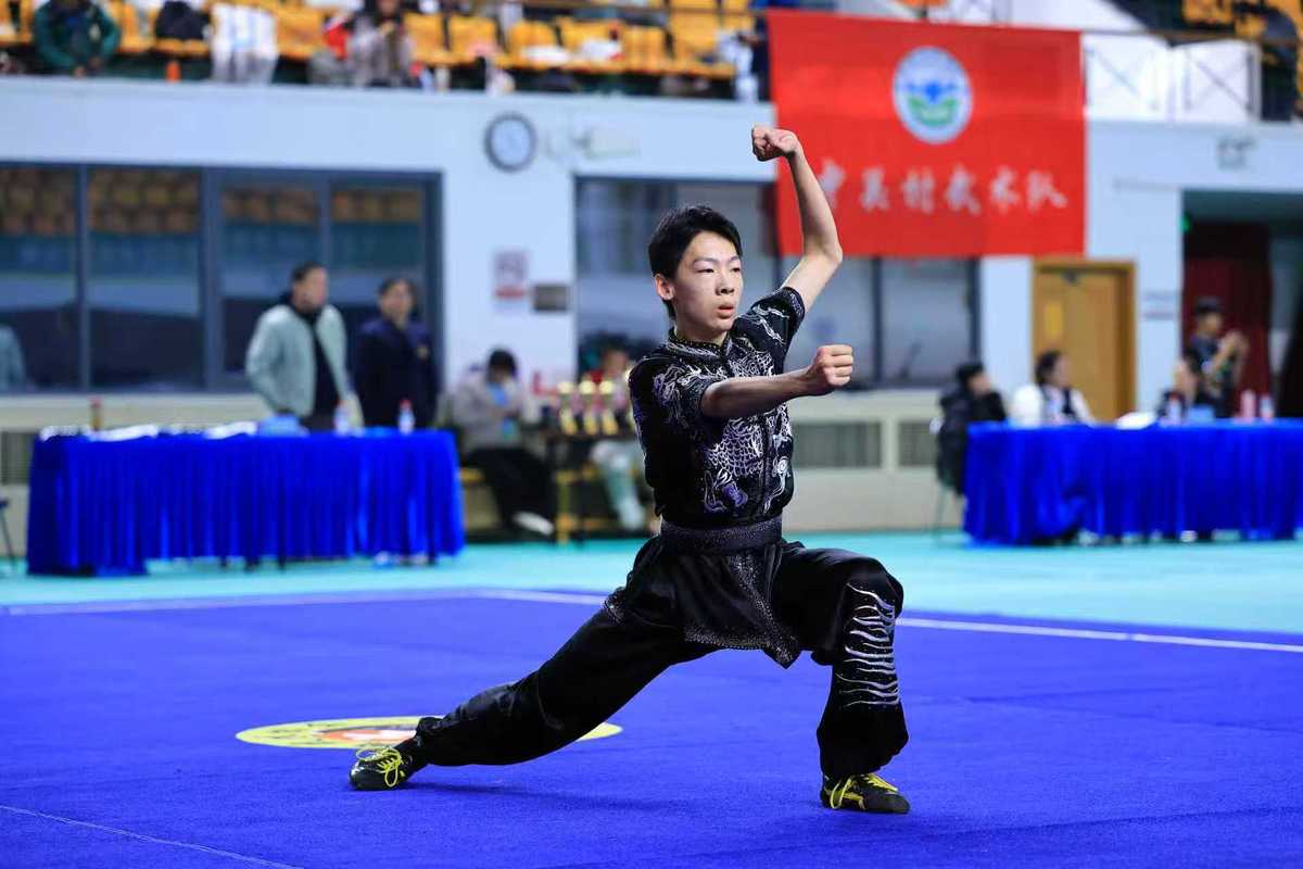 拳影翻飞,锋芒绽放——2025年北京市体育传统项目学校武术套路比赛收官
