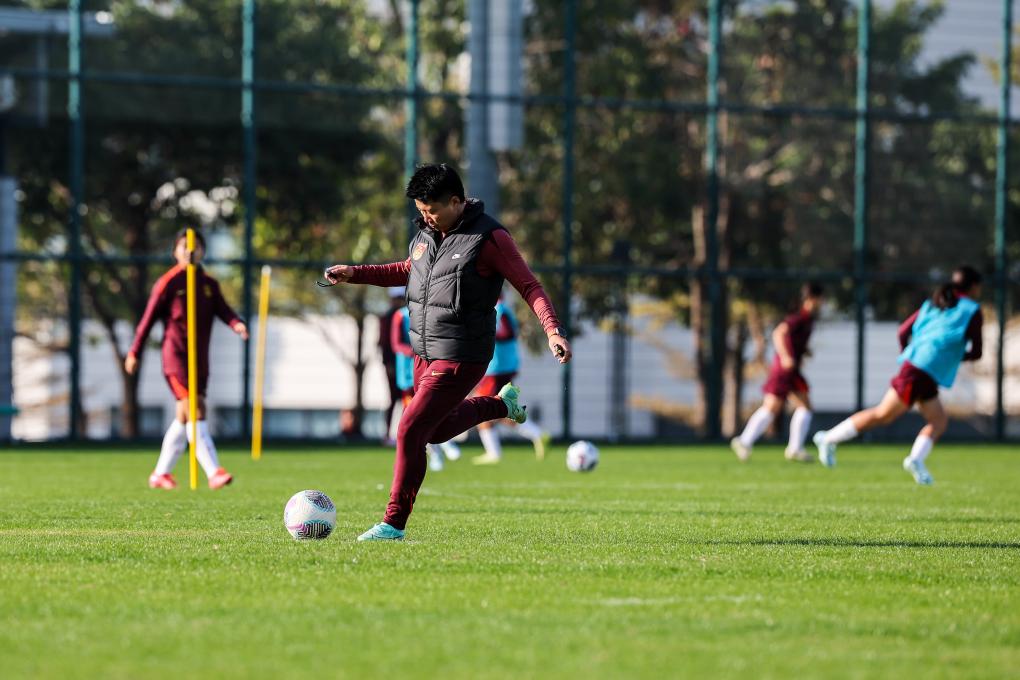 中国U17女足新帅马晓旭:我是一个喜欢挑战的人