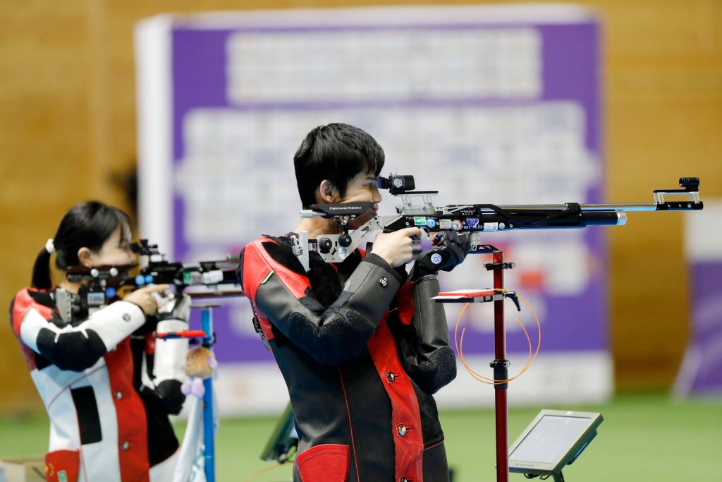 5名奥运冠军领衔中国步手枪射击队出征亚运会