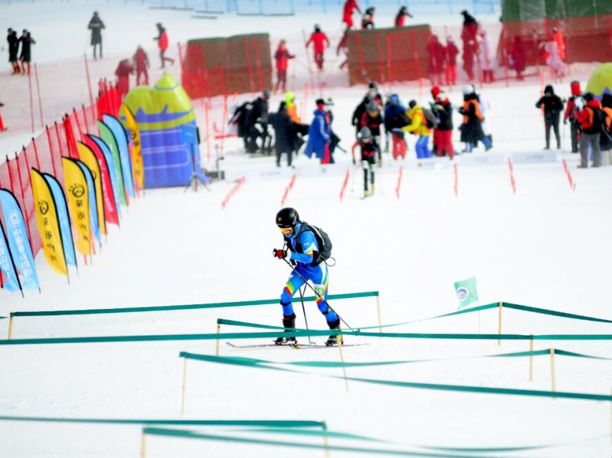 第一届全国滑雪登山锦标赛暨“十四冬”资格赛完赛