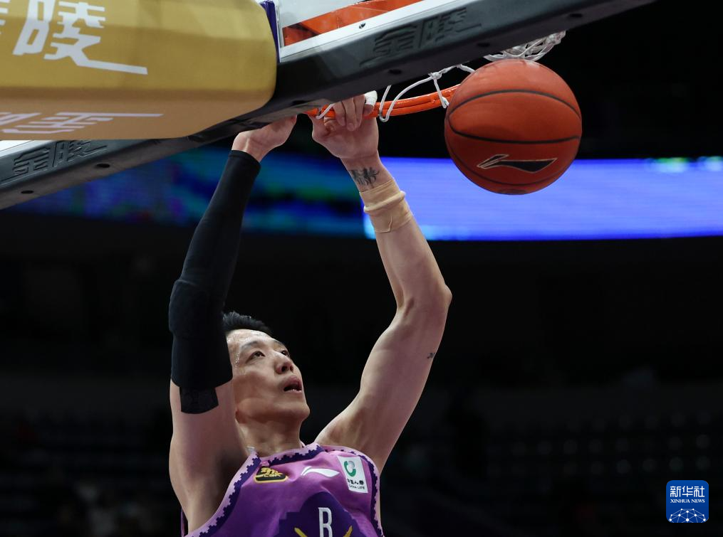 篮球——CBA常规赛：北京控股胜深圳马可波罗
