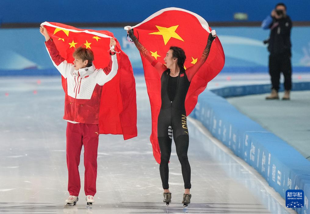 亚冬会丨速度滑冰——中国选手包揽男子5000米比赛冠亚季军