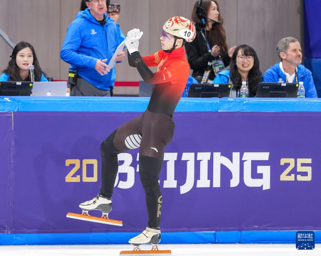 短道速滑——世锦赛：中国队获男子5000米接力亚军