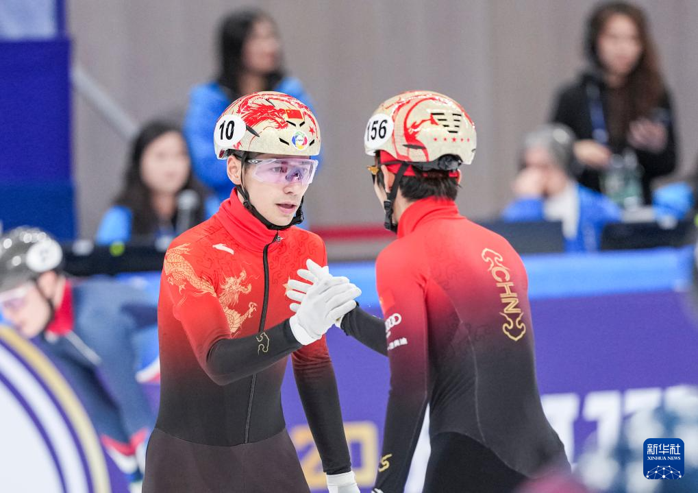 短道速滑——世锦赛：中国队获男子5000米接力亚军