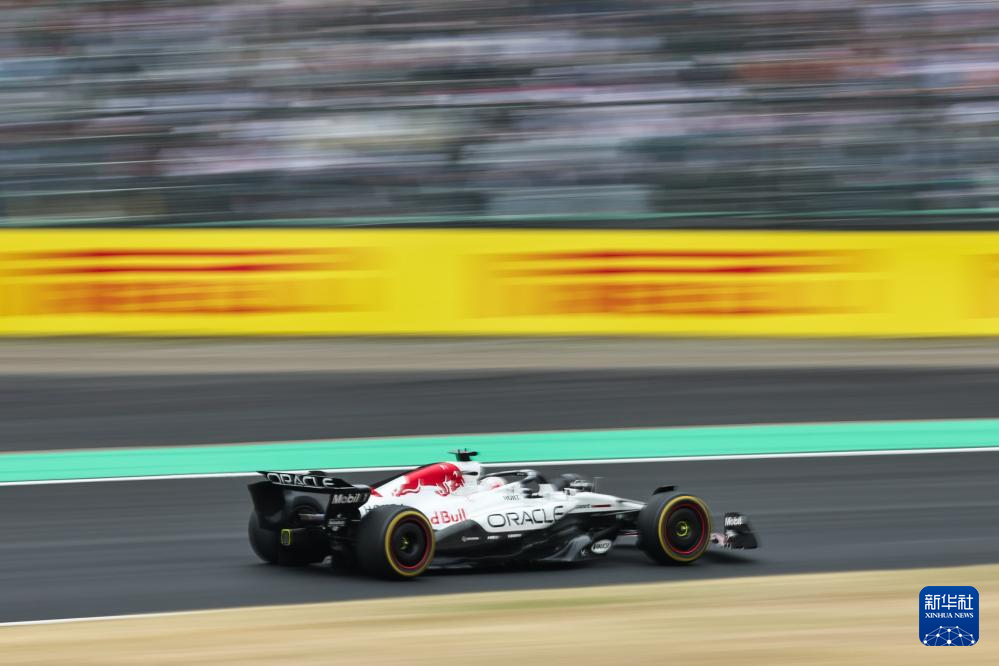 赛车——F1日本大奖赛：正赛赛况