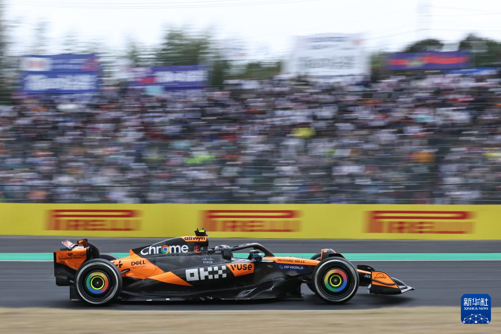 赛车——F1日本大奖赛：正赛赛况