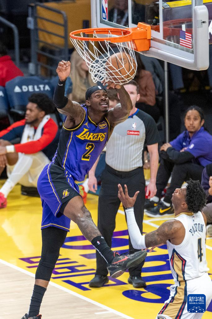 篮球——NBA常规赛：湖人胜鹈鹕