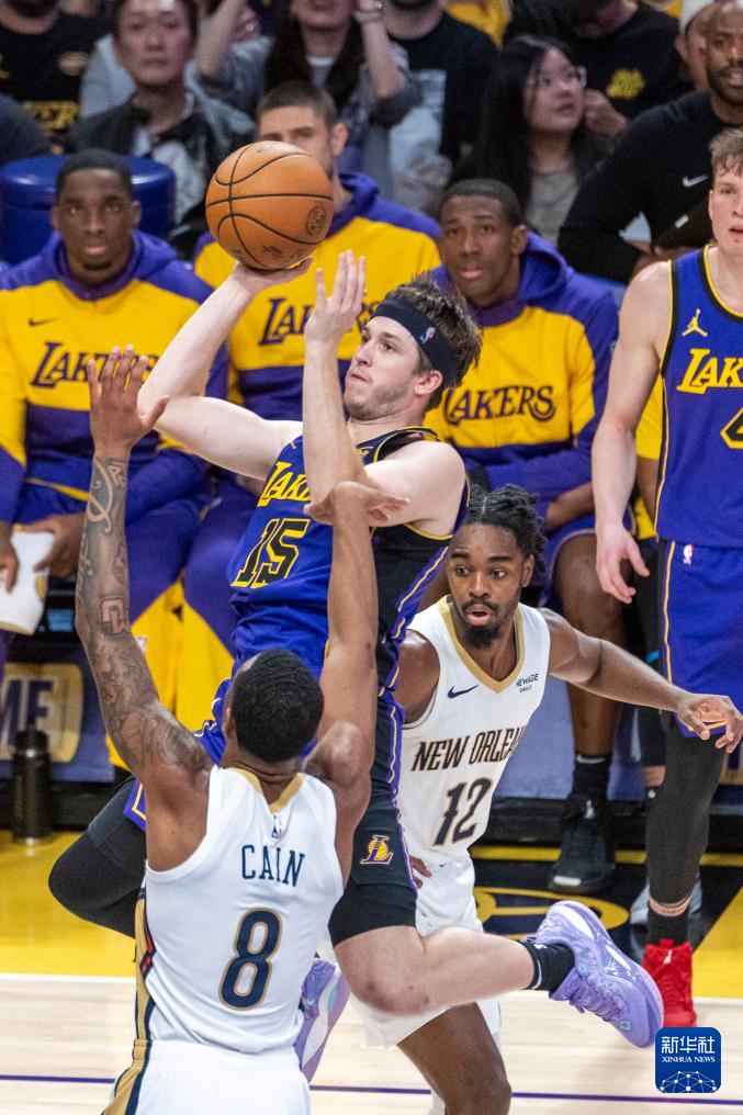 篮球——NBA常规赛：湖人胜鹈鹕