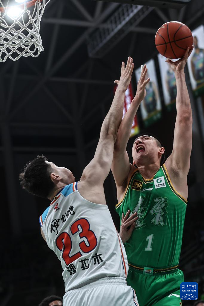 篮球——CBA季后赛：辽宁本钢胜新疆伊力特
