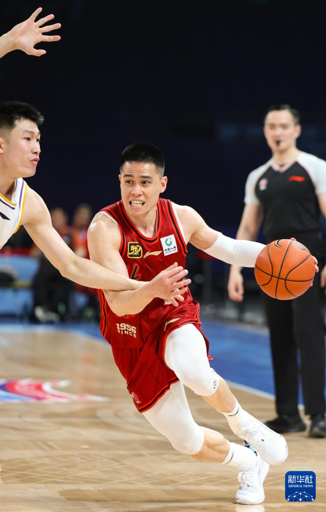 篮球——CBA季后赛：北京北汽胜北京控股