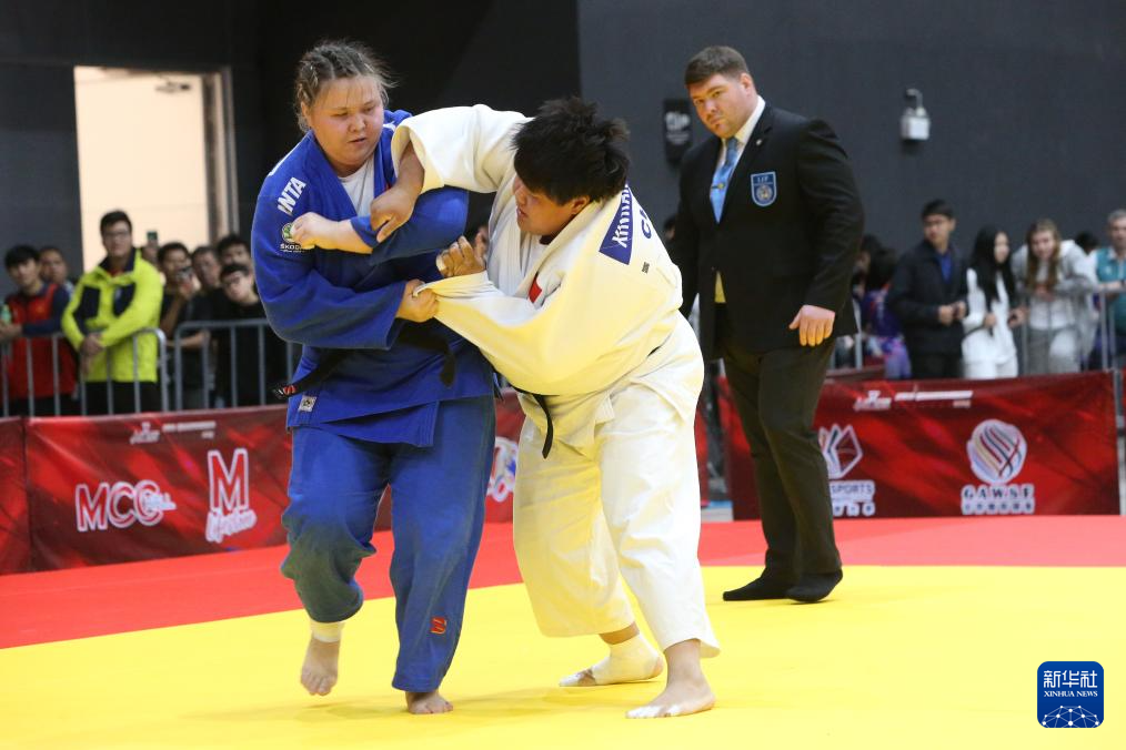 柔道——亚锦赛：中国选手包揽女子78公斤以上级冠亚军