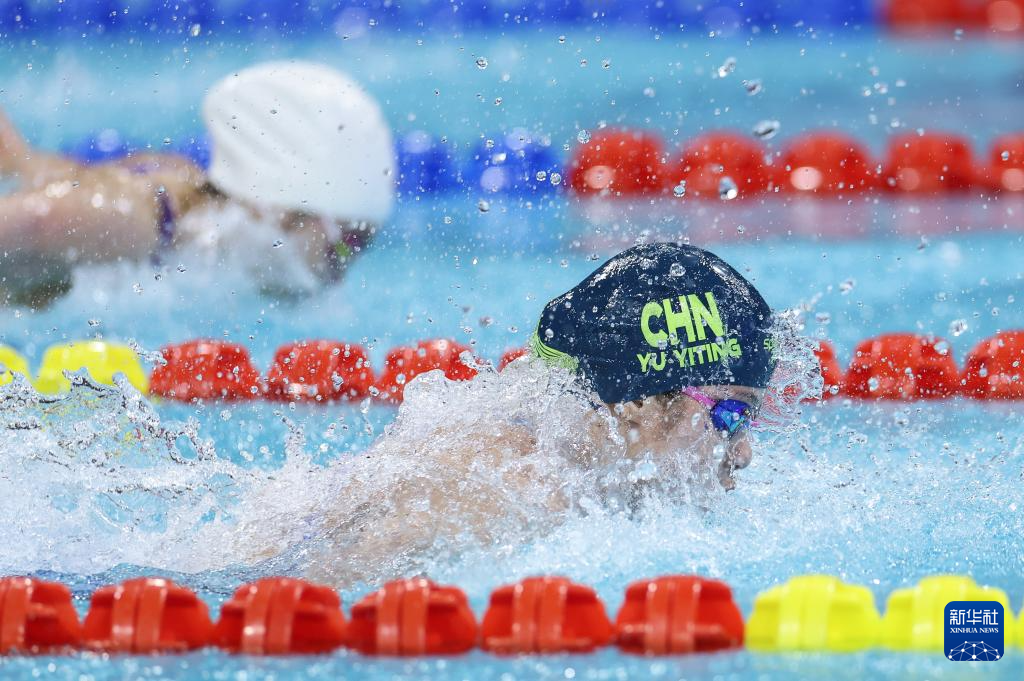 全国游泳冠军赛:女子100米蝶泳决赛赛况