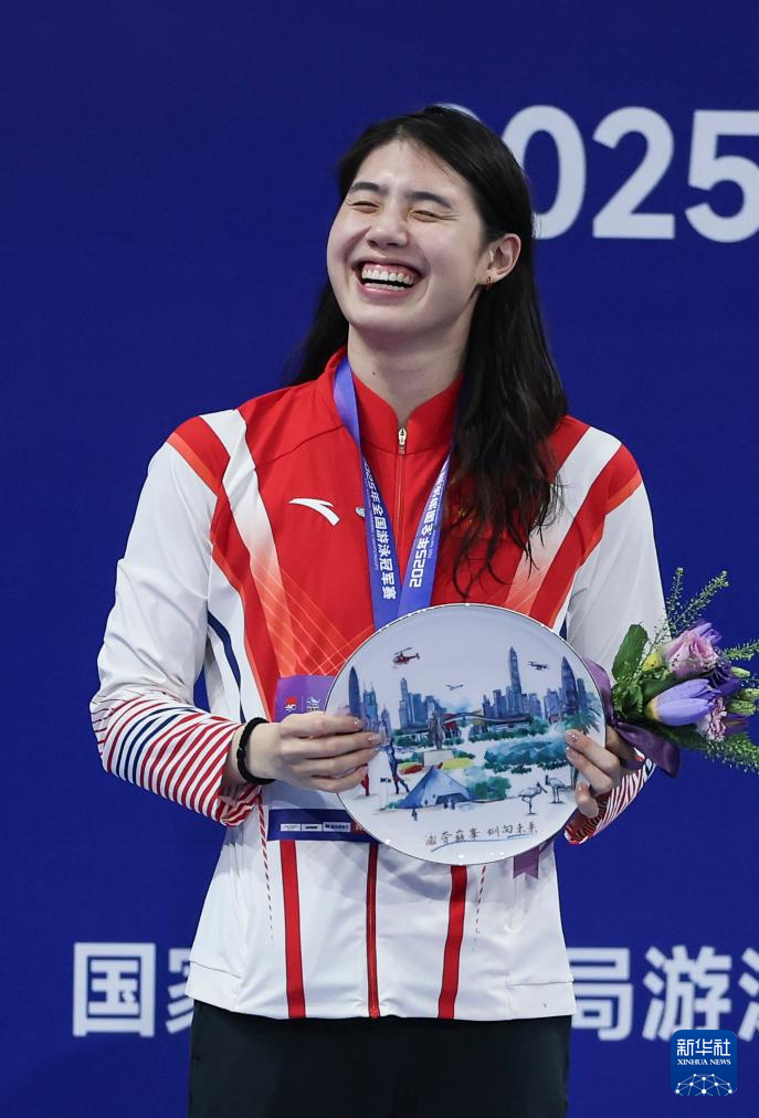 全国游泳冠军赛:女子100米蝶泳决赛赛况