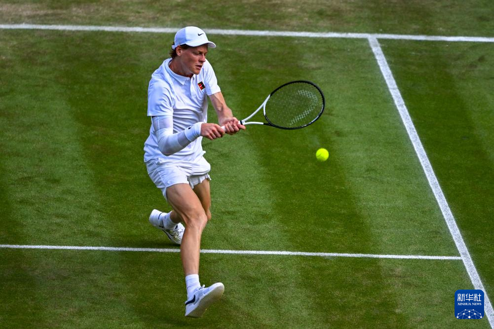 温网:辛纳首夺男单冠军