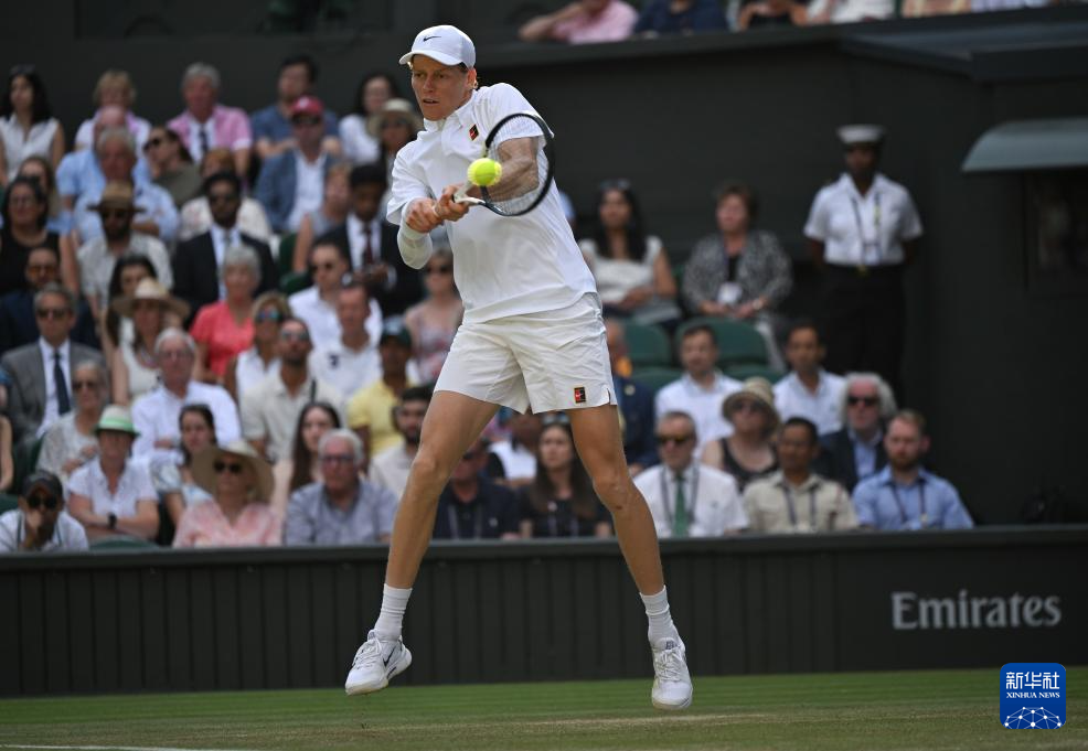 温网:辛纳首夺男单冠军