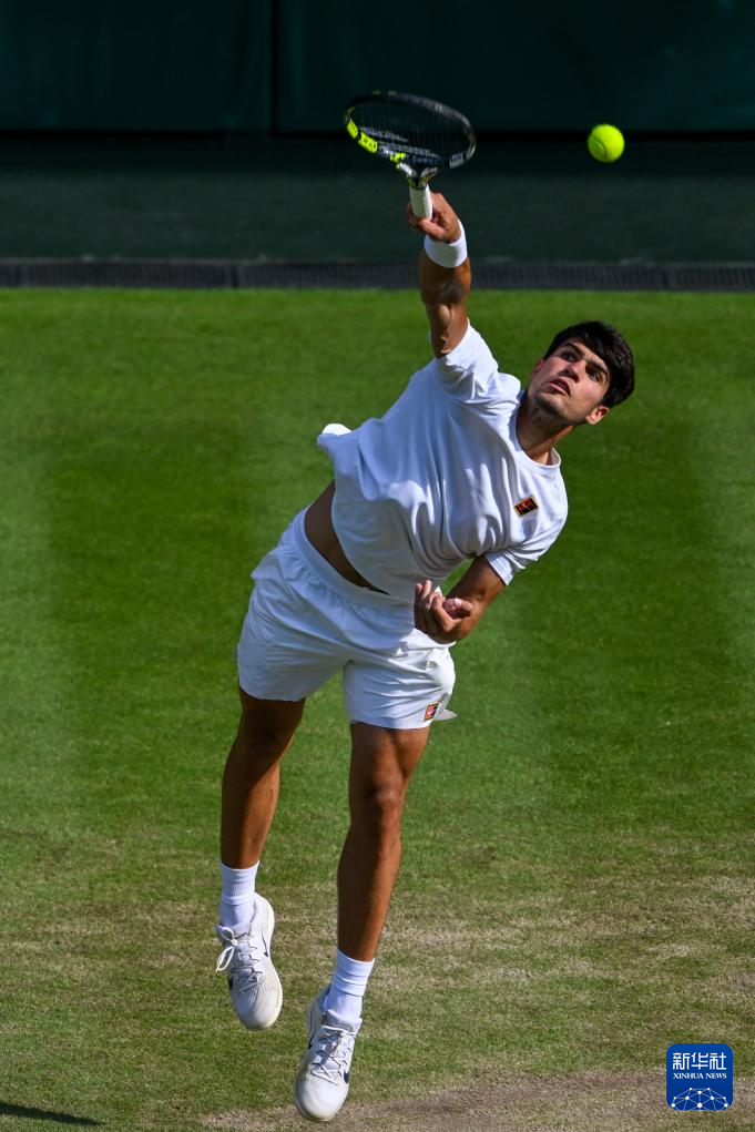 温网:辛纳首夺男单冠军