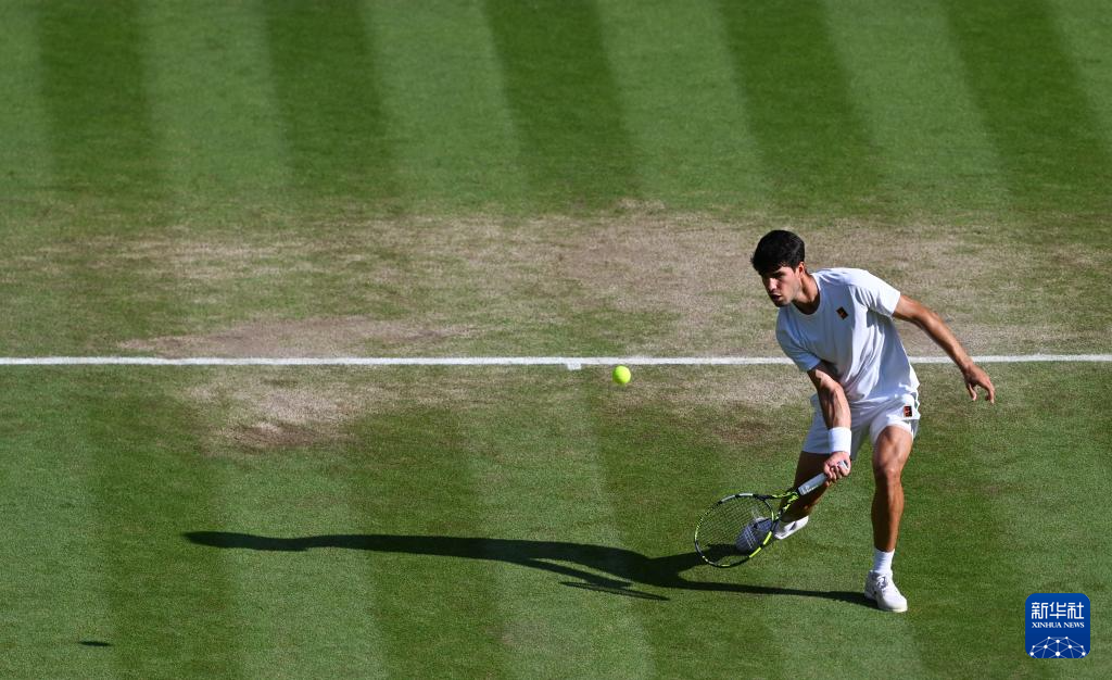 温网:辛纳首夺男单冠军